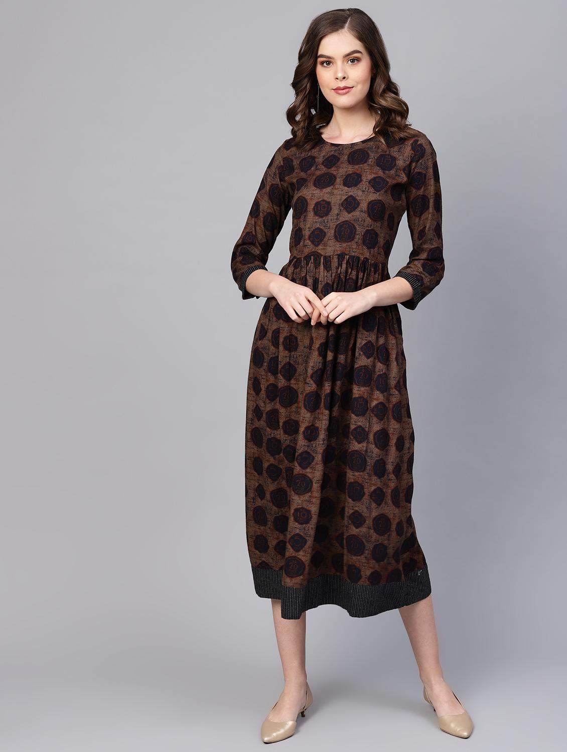 round neck gathered a-line dress - 16662305 - Zoom Image - 1