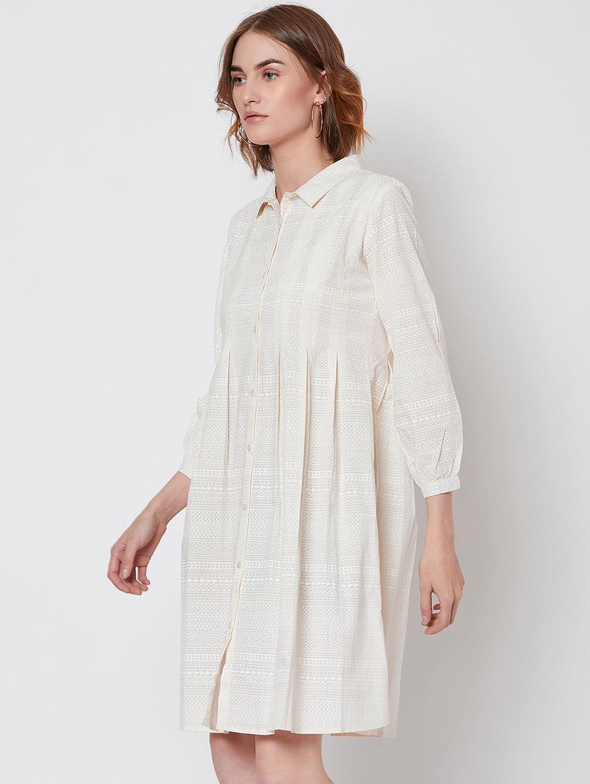 long sleeved pleated dress - 16663063 - Zoom Image - 2
