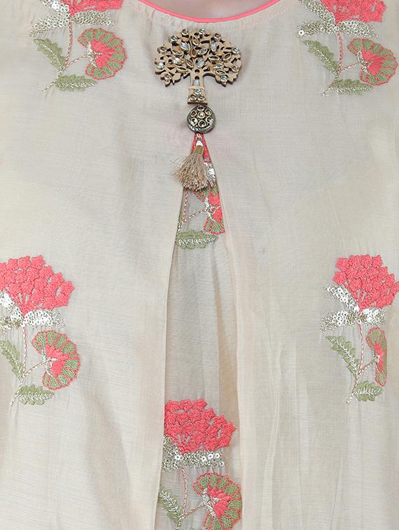 floral sequined a-line kurta - 16666586 - Zoom Image - 4