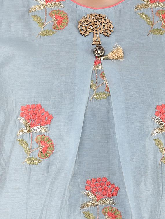 floral sequined a-line kurta - 16666587 - Zoom Image - 4