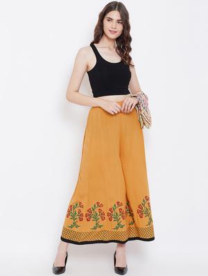 floral printed flared palazzo - 16666999 - Standard Image - 4