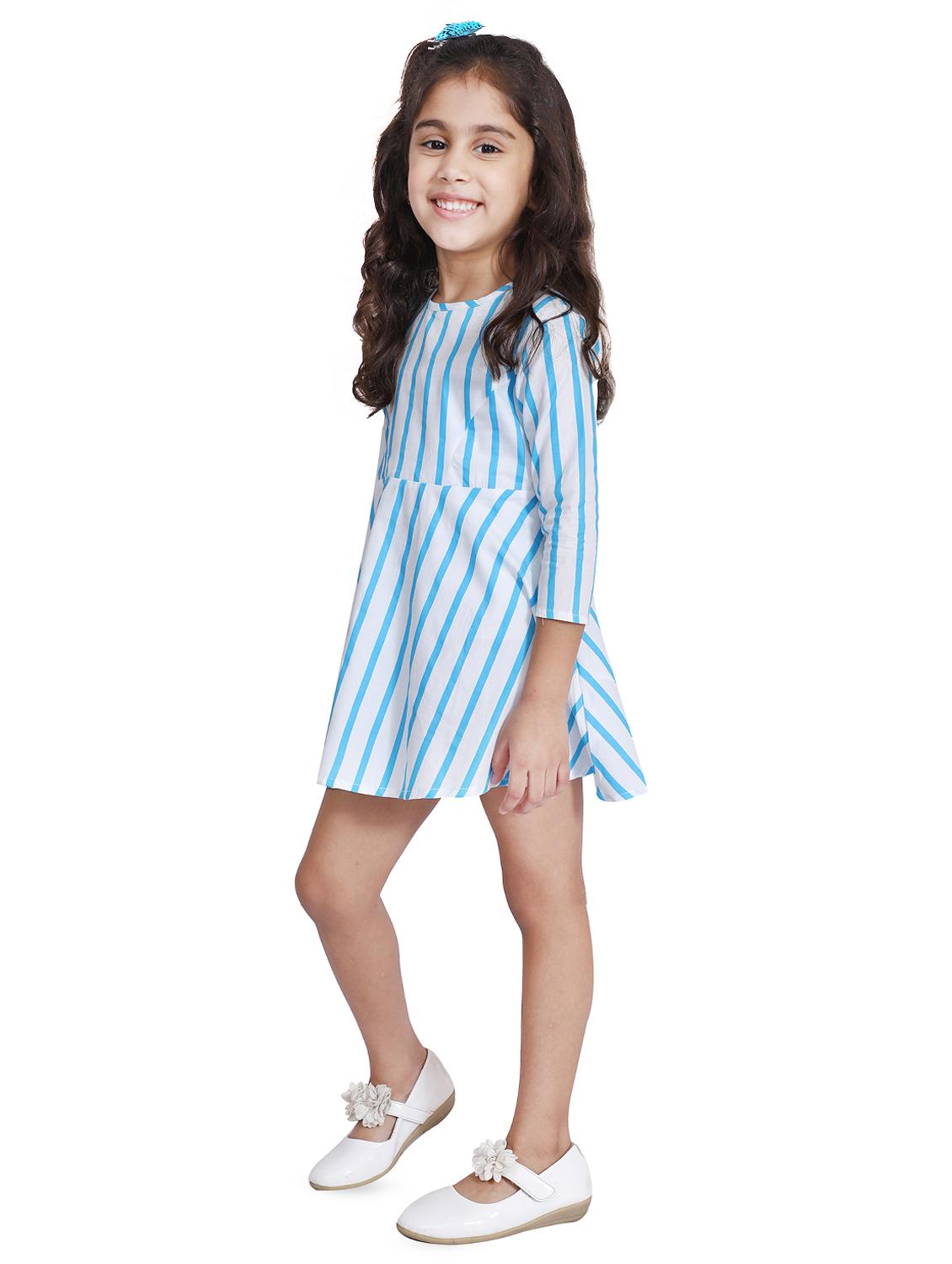 white cotton frock - 16668536 - Zoom Image - 2