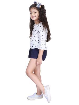 white cotton top - 16668538 - Standard Image - 2