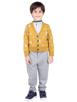 v neck star print sweater - 16669404 - Standard Image - 4