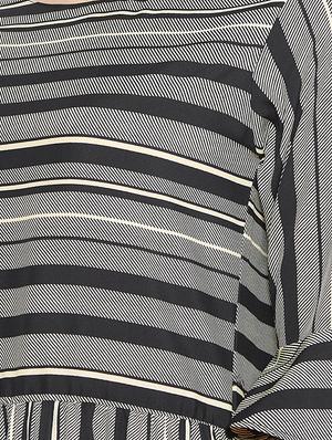 bell sleeved striped maxi dress - 16672066 - Standard Image - 4