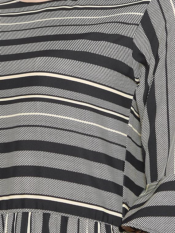 bell sleeved striped maxi dress - 16672066 - Zoom Image - 4