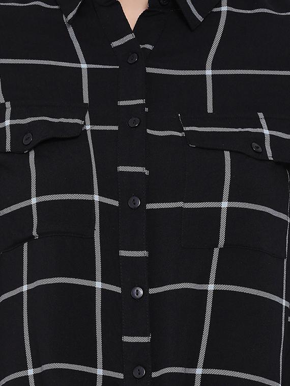 knotted hem checekered shirt - 16673838 - Zoom Image - 5