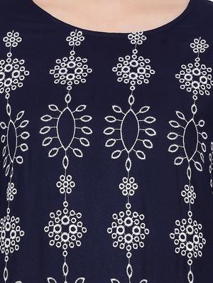 round neck embroidered sheath dress - 16673871 - Standard Image - 5