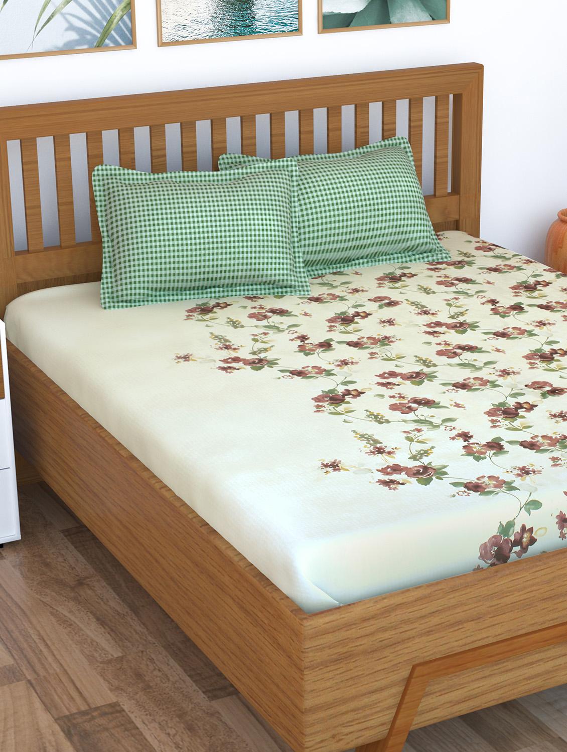 cotton double bedsheet with 2 pillow covers - 16674105 - Zoom Image - 1