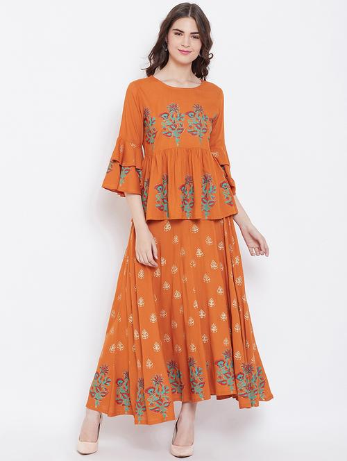 floral block printed skirt with bell sleeves top set - 16674447 - Standard Image - 1