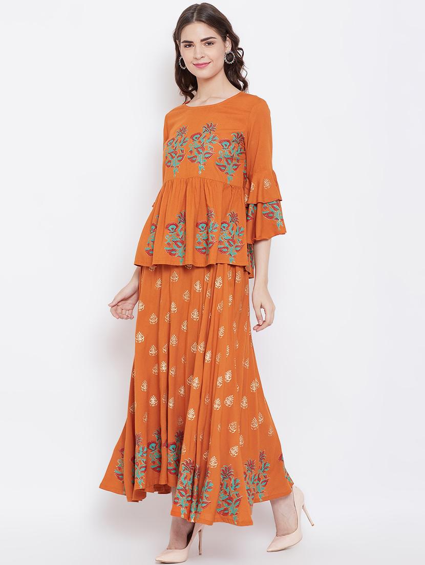 floral block printed skirt with bell sleeves top set - 16674447 - Zoom Image - 2