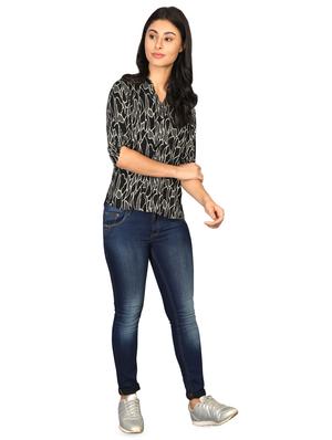 mandarin neck abstract print top - 16674460 - Standard Image - 4