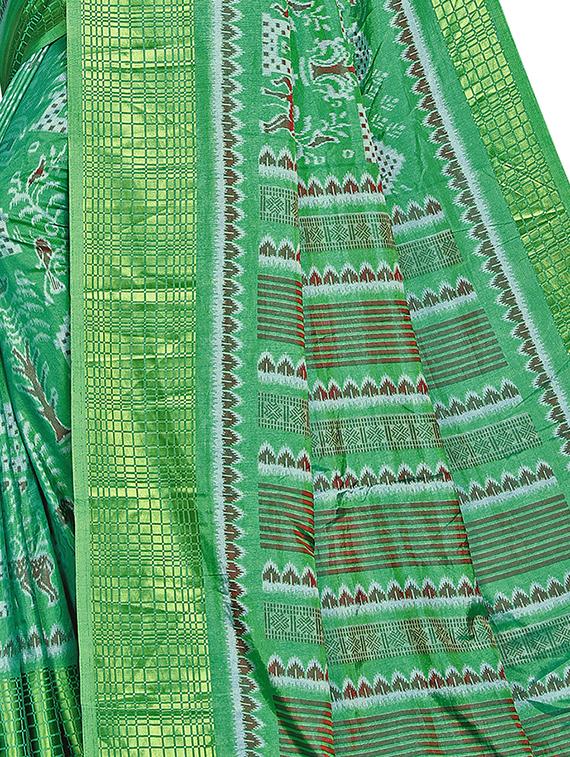 ikat printed saree with blouse - 16675328 - Zoom Image - 3