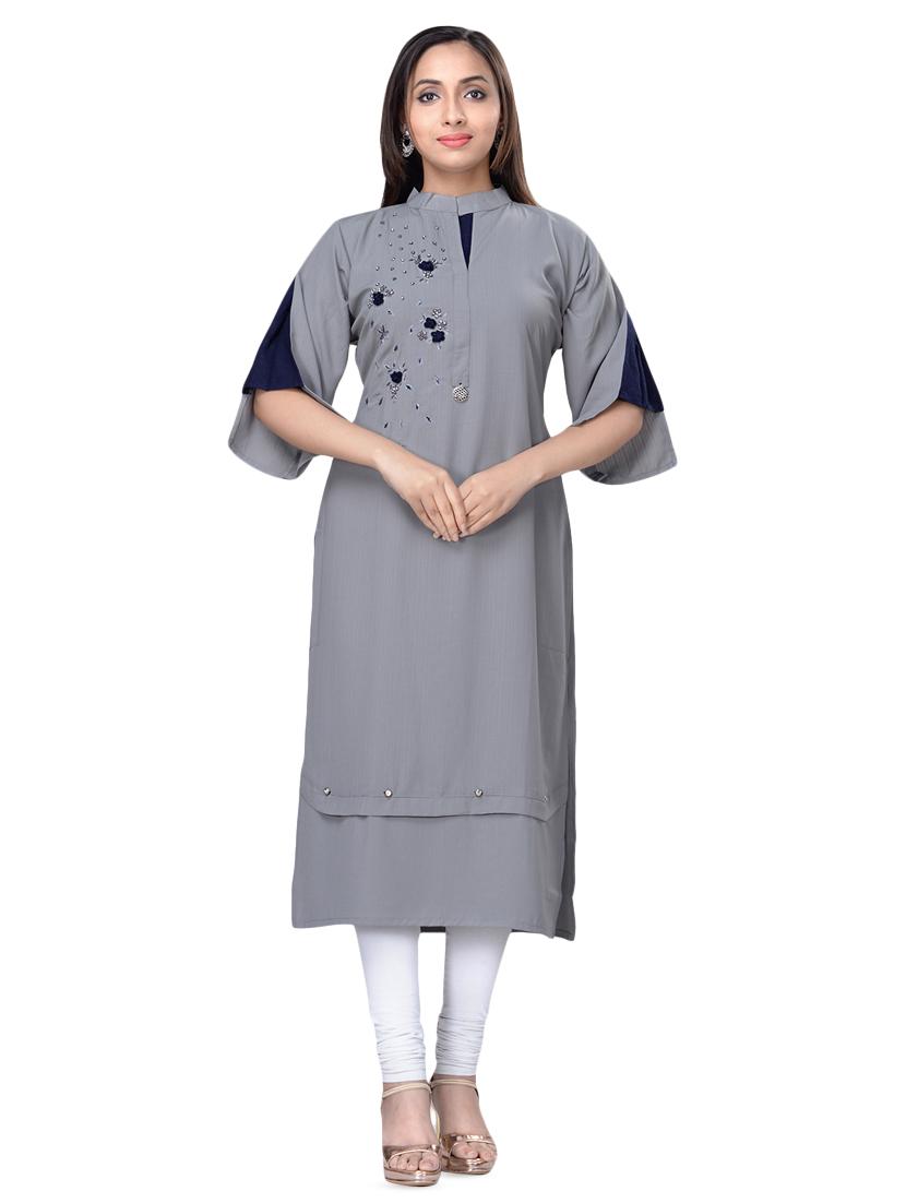 embroidered straight kurta - 16676382 - Zoom Image - 1