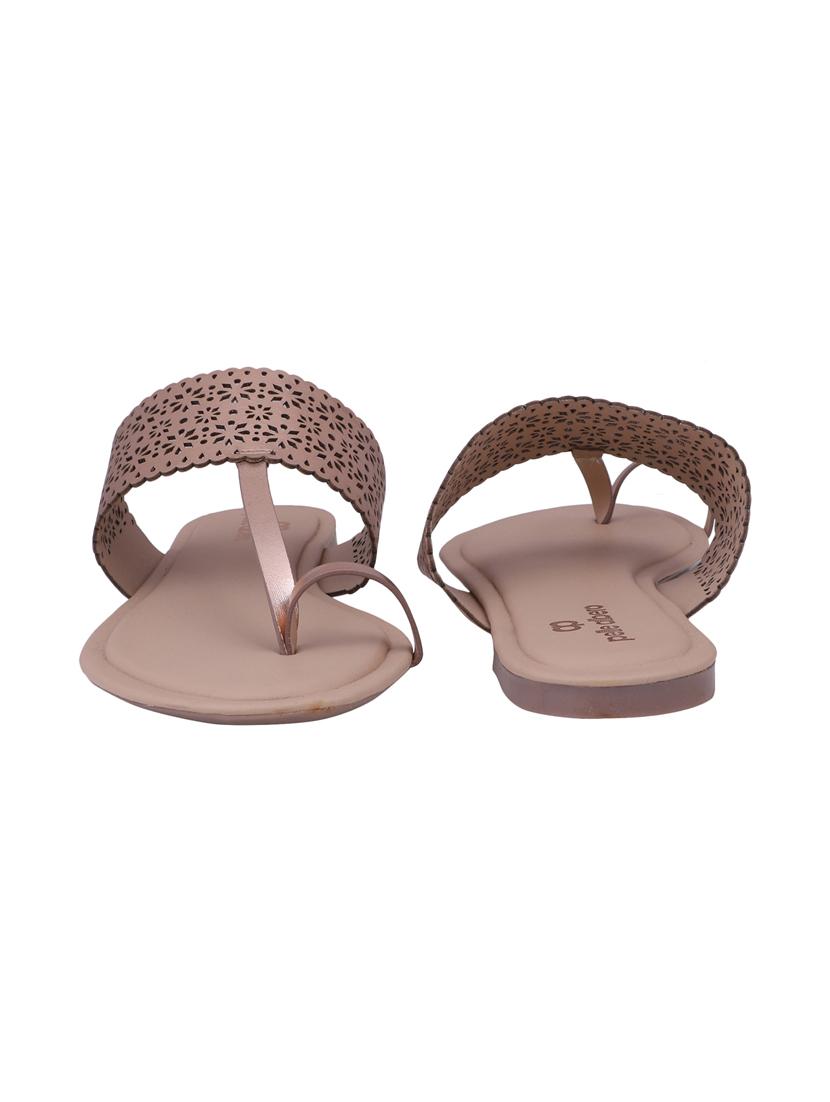 pink one toe sandals - 16676851 - Zoom Image - 4