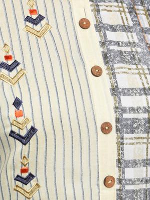 embroidered straight kurta - 16680671 - Standard Image - 6