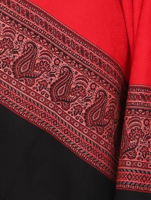 contrast woolen shawl - 16682893 - Standard Image - 2
