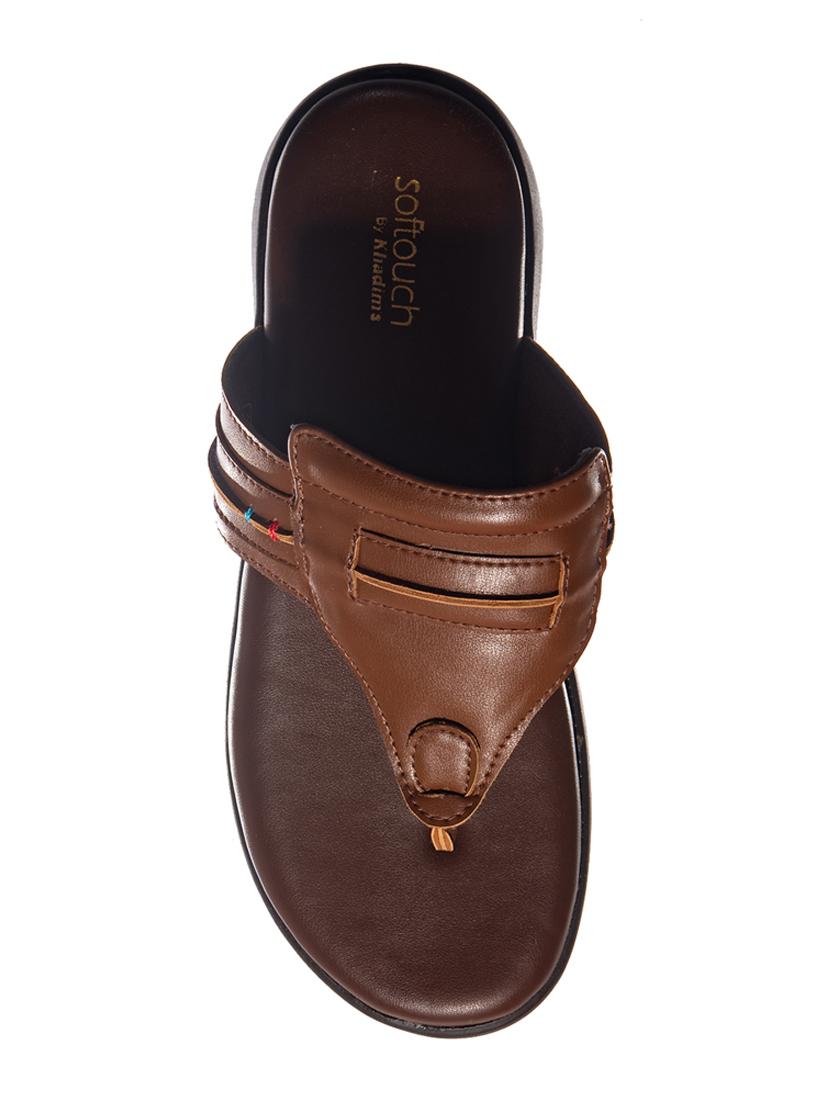 brown leatherette toe separator slippers - 16685537 - Zoom Image - 4