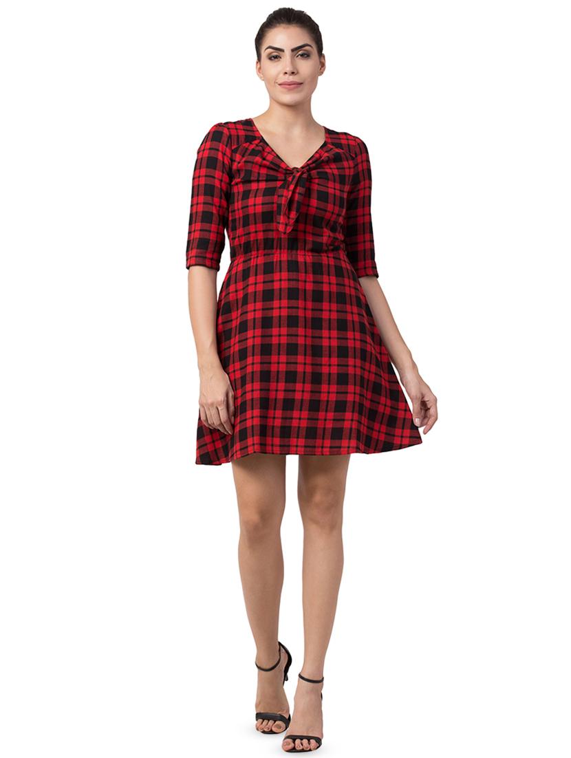 tie knot neck checkered a-line dress - 16687860 - Zoom Image - 4