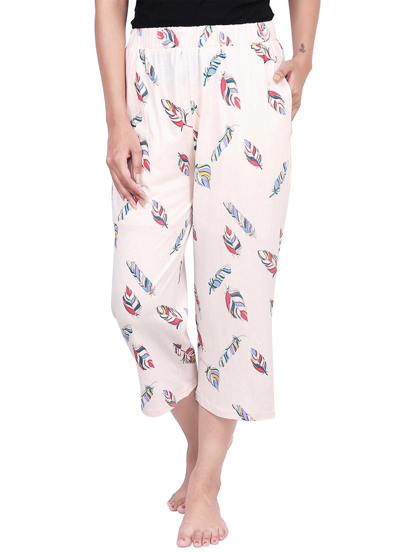 high rise printed capri - 16693062 - Zoom Image - 1