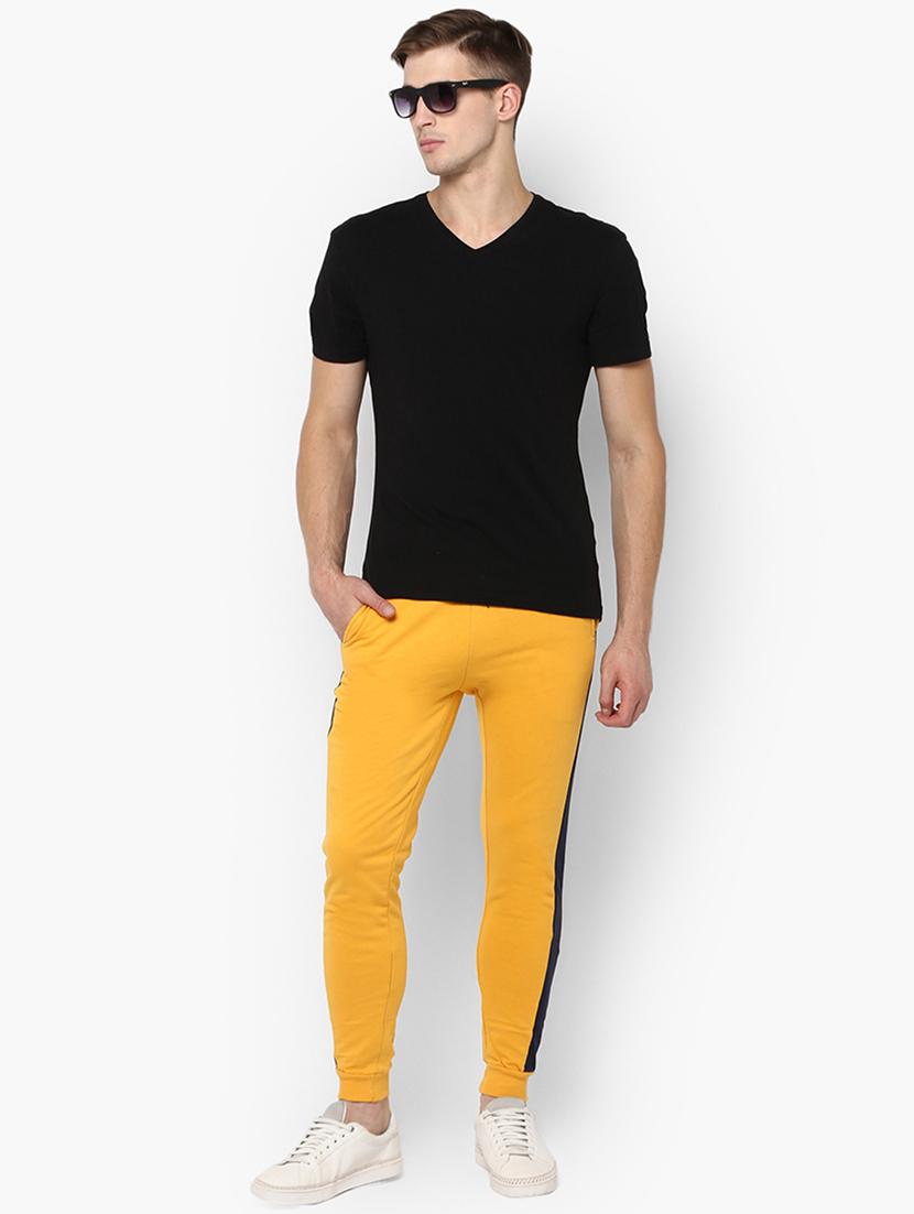 yellow side taped jogger - 16694255 - Zoom Image - 4