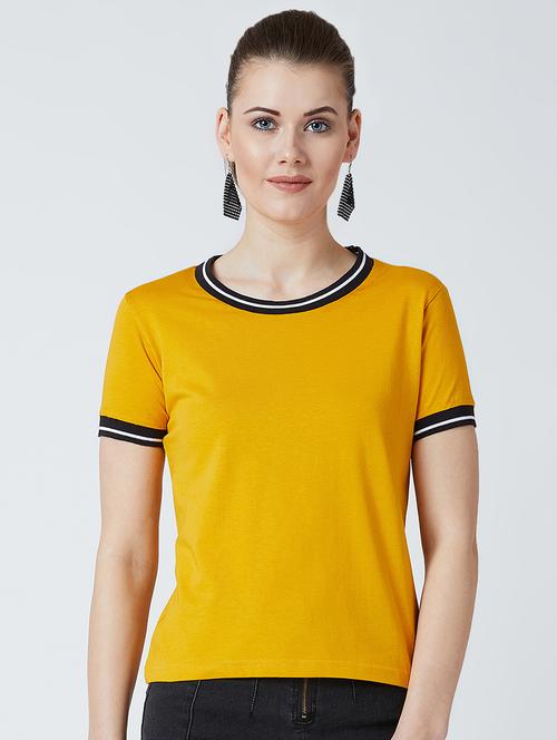 contrast crew neck solid tee - 16698539 - Standard Image - 1