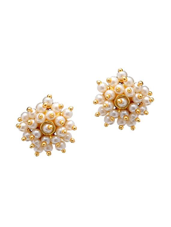 white silver studs earring - 16699831 - Zoom Image - 1