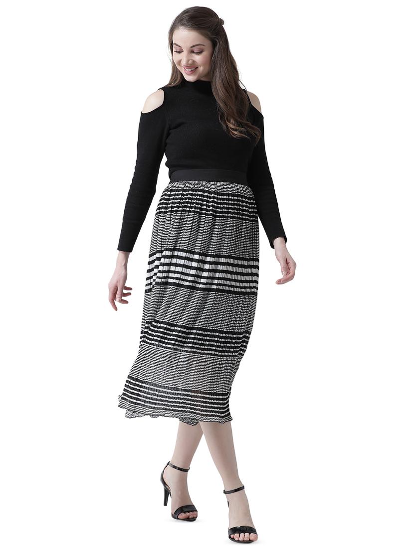 high rise striped pleated skirt - 16699845 - Zoom Image - 4