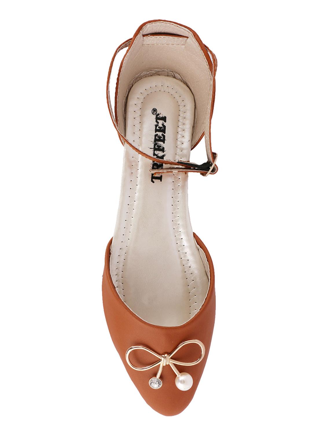 tan closed back sandals - 16699861 - Zoom Image - 3