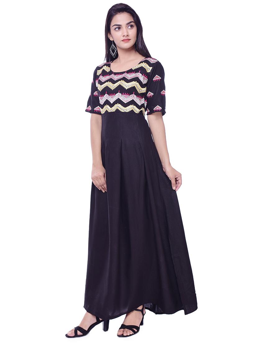 embroidered flared ethnic dress - 16700791 - Zoom Image - 1