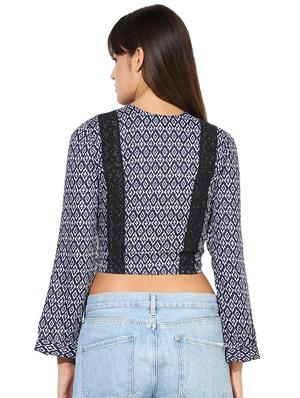tie up neck crop top - 16701109 - Standard Image - 3