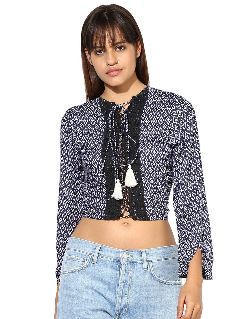 tie up neck crop top - 16701109 - Zoom Image - 1