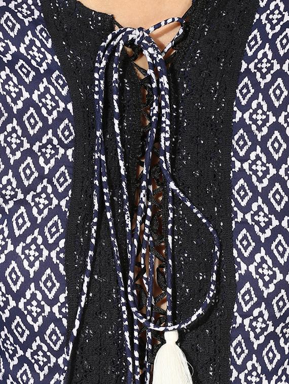 tie up neck crop top - 16701109 - Zoom Image - 5