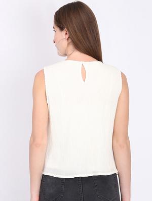 round neck embroidered detail top - 16701319 - Standard Image - 3