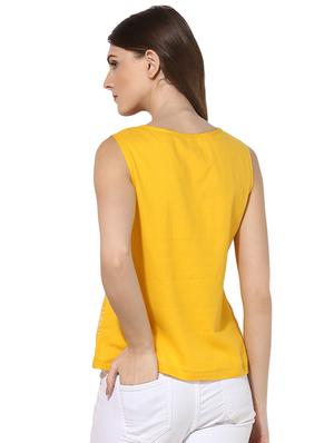 lace detail round neck top - 16701324 - Standard Image - 3