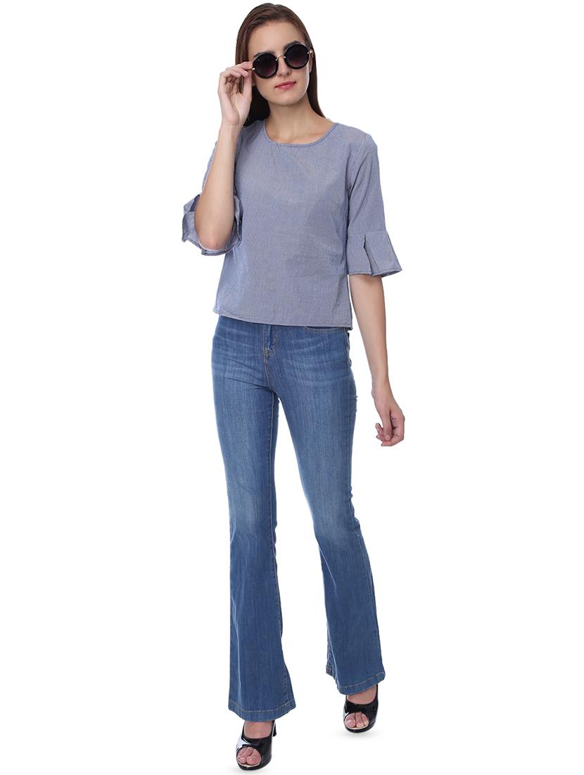 cut out back knot detail top - 16701375 - Zoom Image - 4