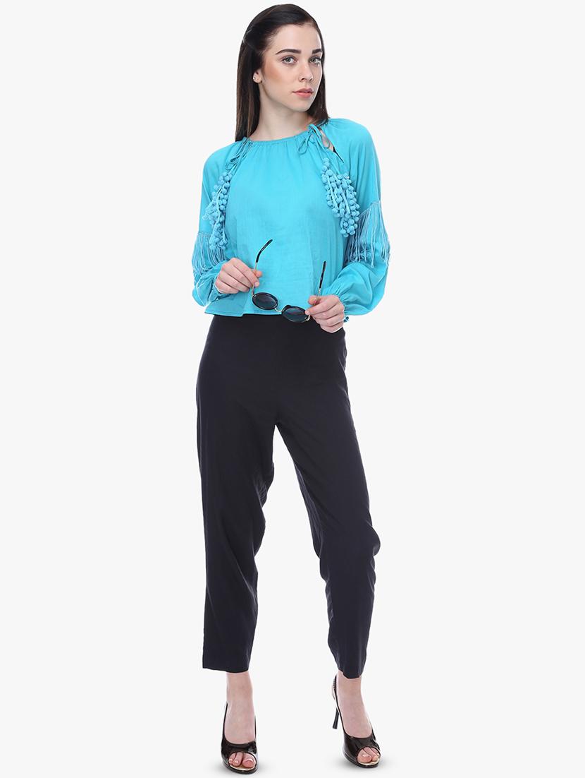 pom pom tie knot solid top - 16701404 - Zoom Image - 4