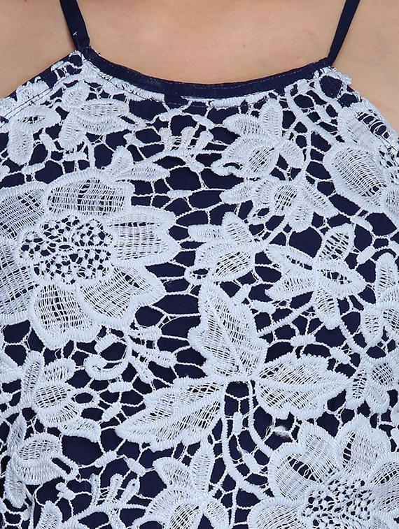 halter neck contrast lace detail maxi dress - 16701926 - Zoom Image - 4