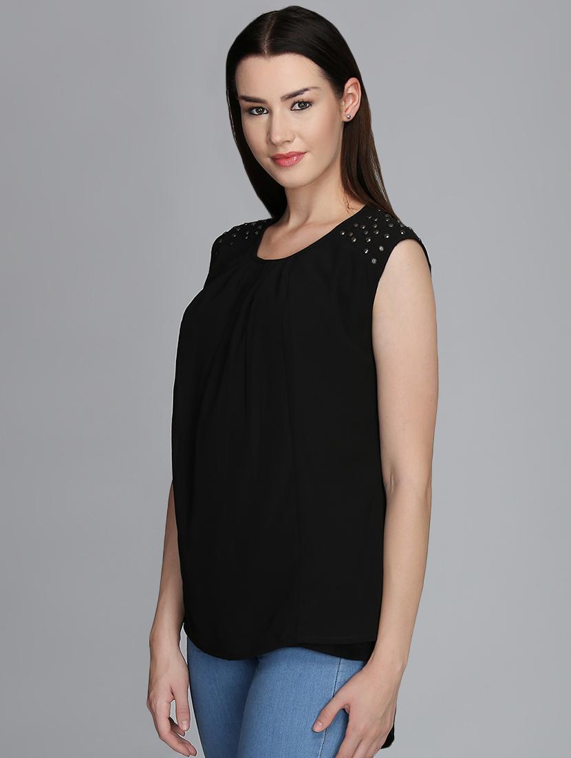round neck embellished detail top - 16702243 - Zoom Image - 2