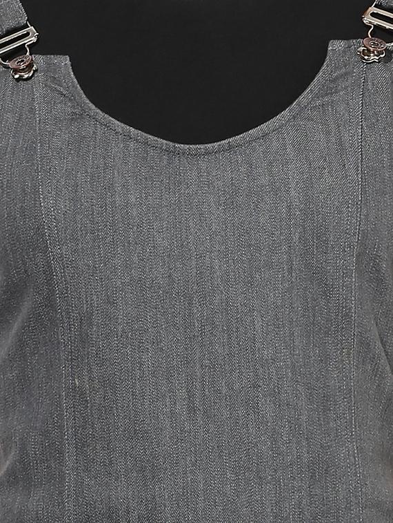 round neck solid pinafore dress - 16702272 - Zoom Image - 5