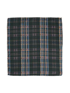 black silk pocketsquare - 16703286 - Standard Image - 3