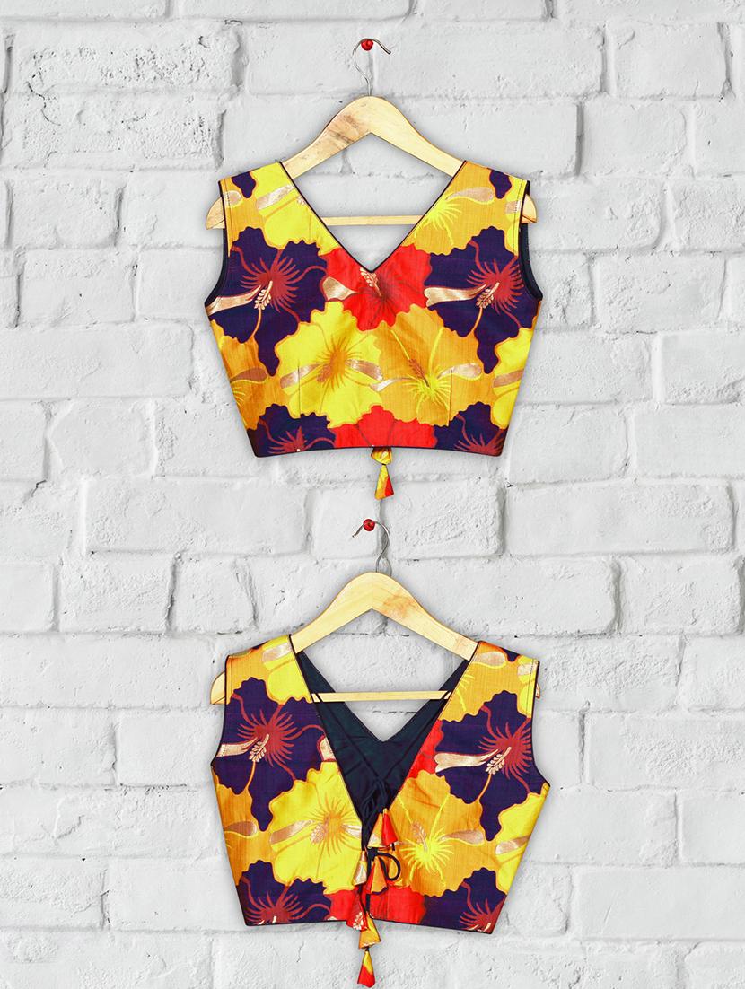 floral print back detailed blouse - 16703327 - Zoom Image - 4