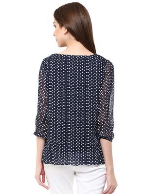 scoop neck polka dot top - 16703420 - Standard Image - 3
