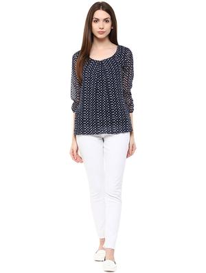 scoop neck polka dot top - 16703420 - Standard Image - 4