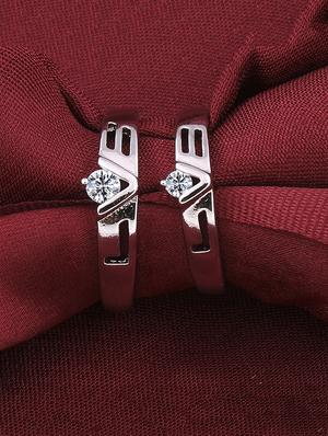 silver metal hand ring - 16704379 - Standard Image - 2