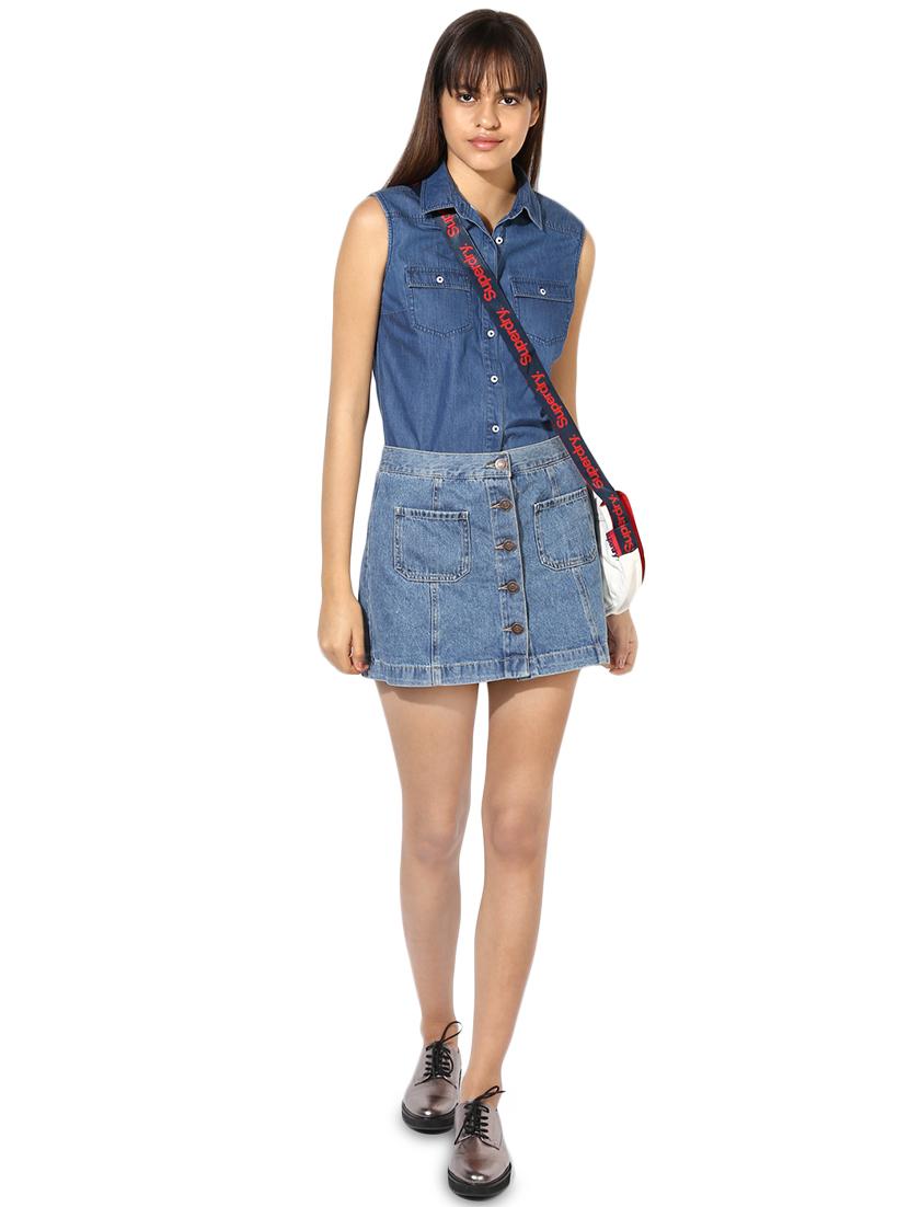 cut out back denim shirt - 16704838 - Zoom Image - 4