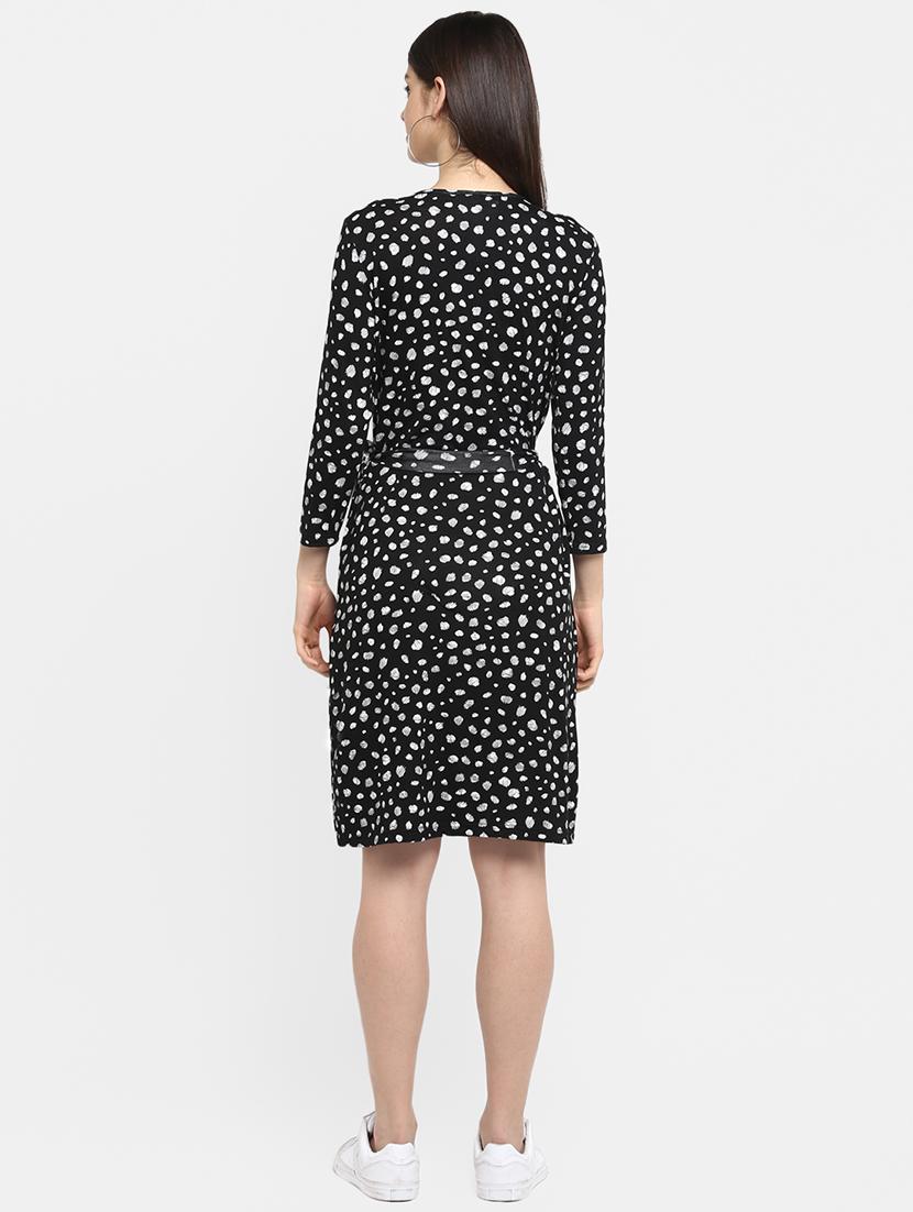 tie knot overlap neck a-line dress - 16706251 - Zoom Image - 3