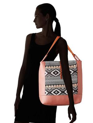 pink leatherette (pu) hobo handbag - 16706913 - Standard Image - 5