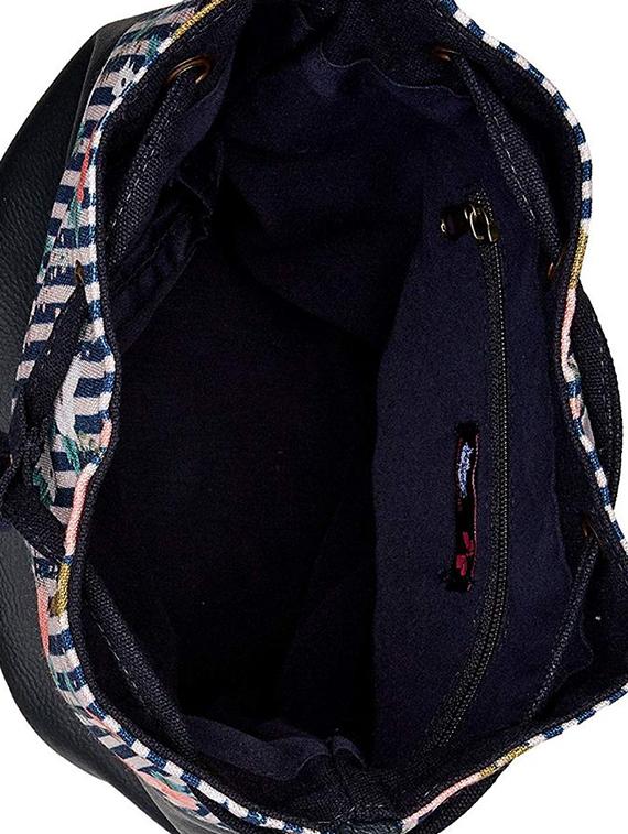 black canvas regular sling bag - 16707272 - Zoom Image - 3