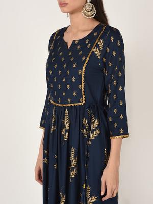 gold print flared kurta - 16708020 - Standard Image - 5